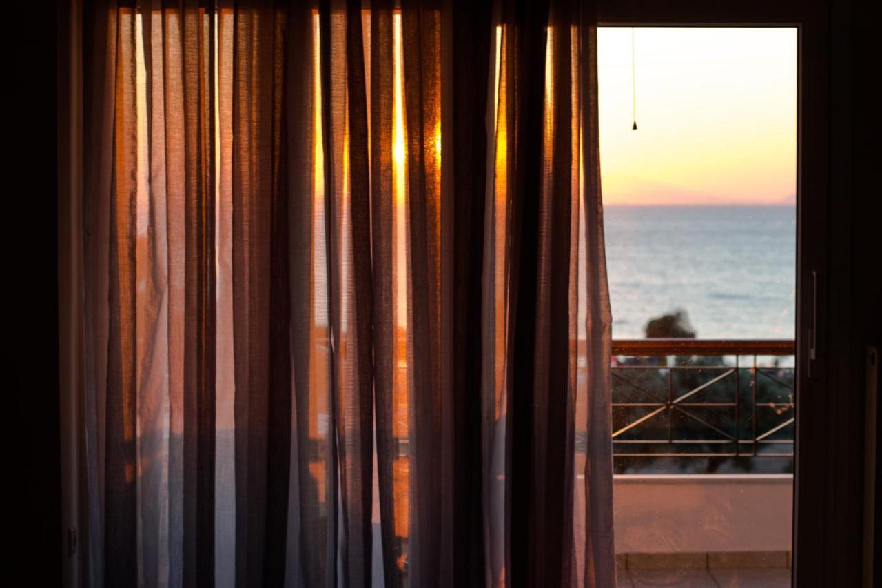 Apartment Luxury Seaview By The Sea